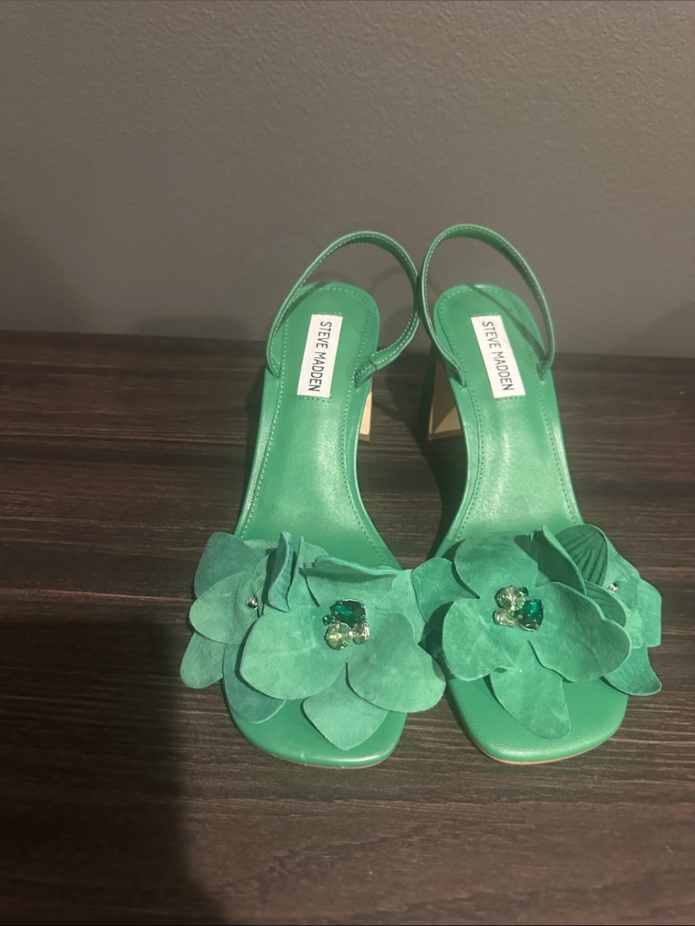 Steve Madden Emerald Green Floral Slingback Heels